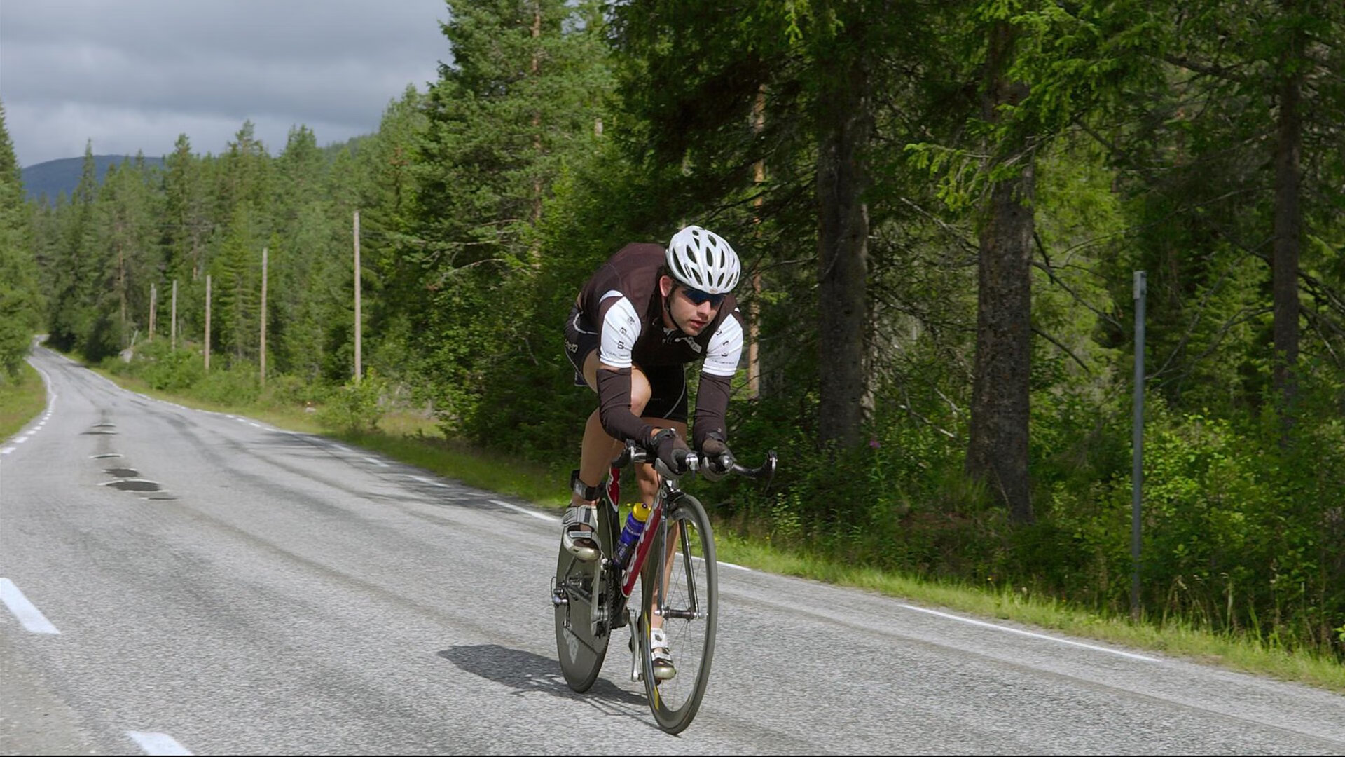 极速与谋略，F1街道赛焦点战启示下的广东队战术压制