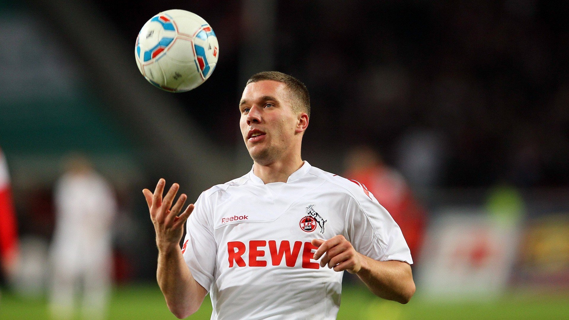 范戴克爆发引领战术革命，澳大利亚碾压玻利维亚背后的足球哲学转型